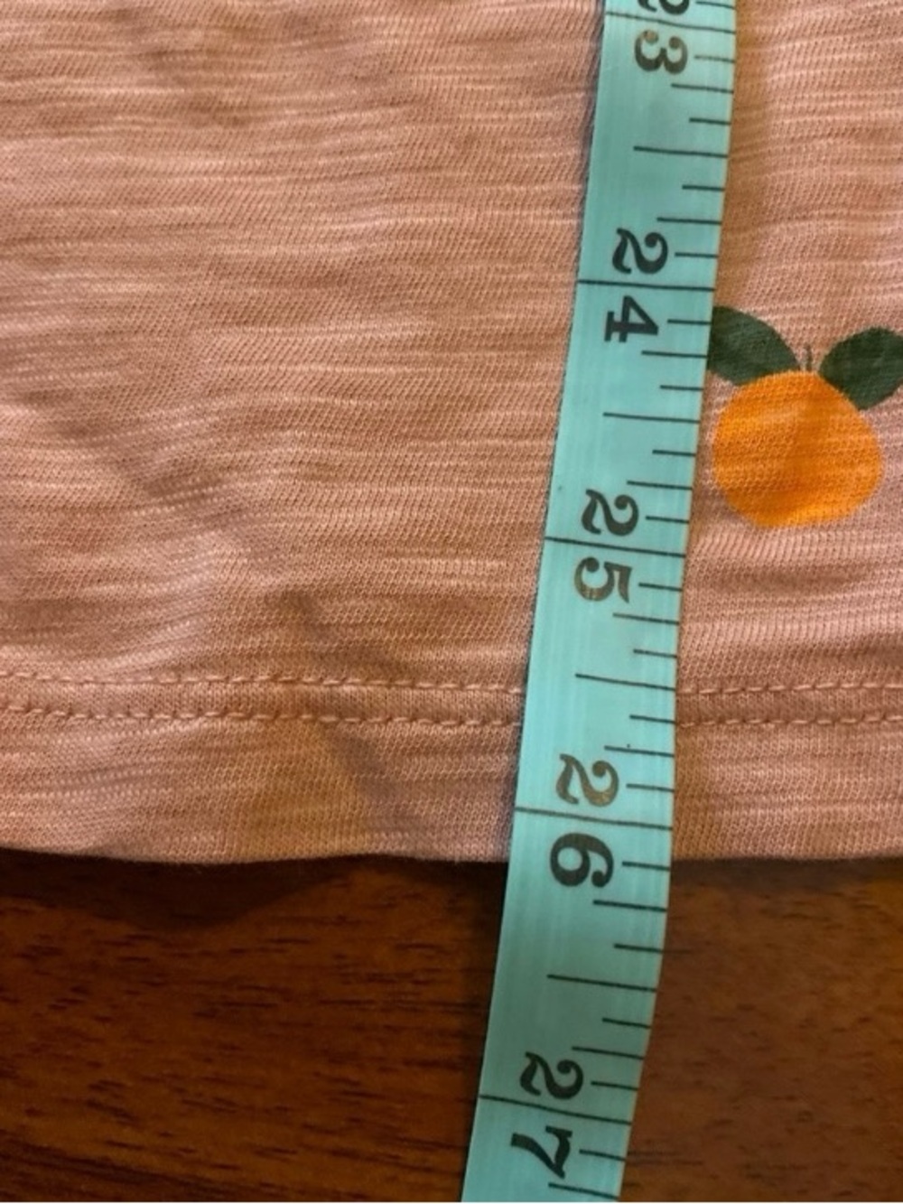 Old Navy Cotton V-Neck Tee Coral with Orange Blossom Motif size Tall medium - Picture 6 of 7
